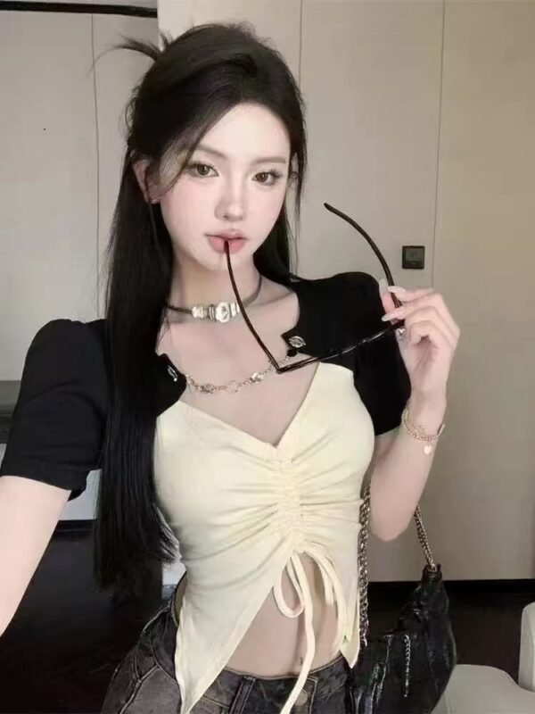 16054#Black-Sleeve Cream Sweetheart Top — Short-Sleeve Drawstring Ruched Knit Top