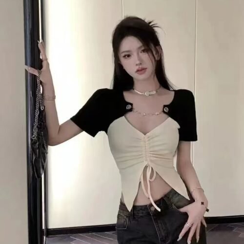 16054#Black-Sleeve Cream Sweetheart Top — Short-Sleeve Drawstring Ruched Knit Top