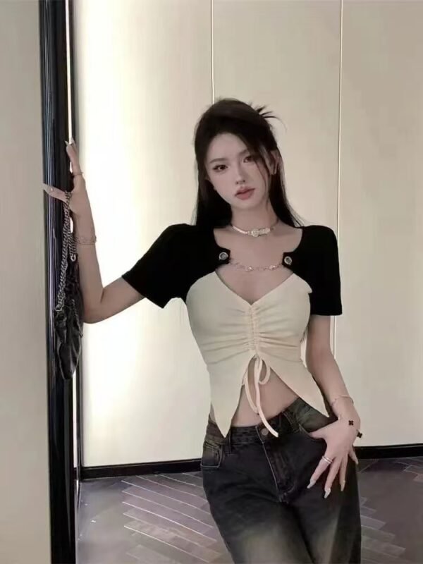 16054#Black-Sleeve Cream Sweetheart Top — Short-Sleeve Drawstring Ruched Knit Top