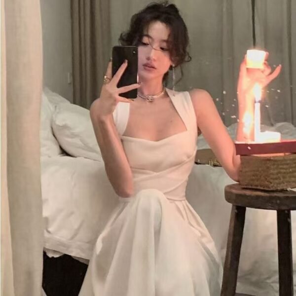 16058#Classic White Sweetheart-Neck Midi Dress — Sleeveless A-Line with Open Back
