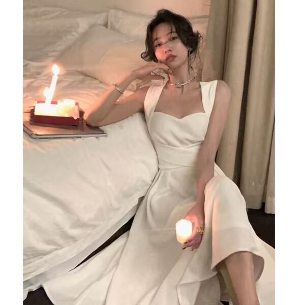 16058#Classic White Sweetheart-Neck Midi Dress — Sleeveless A-Line with Open Back