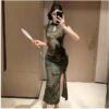 16065#Dark Green Floral Qipao — Short-Sleeve Slim-Fit Long Cheongsam with Side Slit
