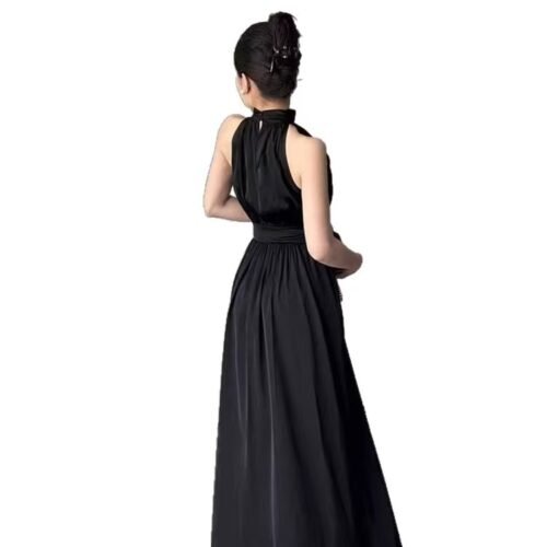 16077#Classic Black Halter Neck Maxi Dress — Sleeveless Flowy Evening Gown