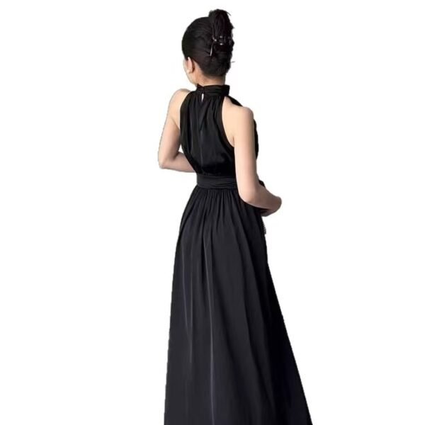 16077#Classic Black Halter Neck Maxi Dress — Sleeveless Flowy Evening Gown